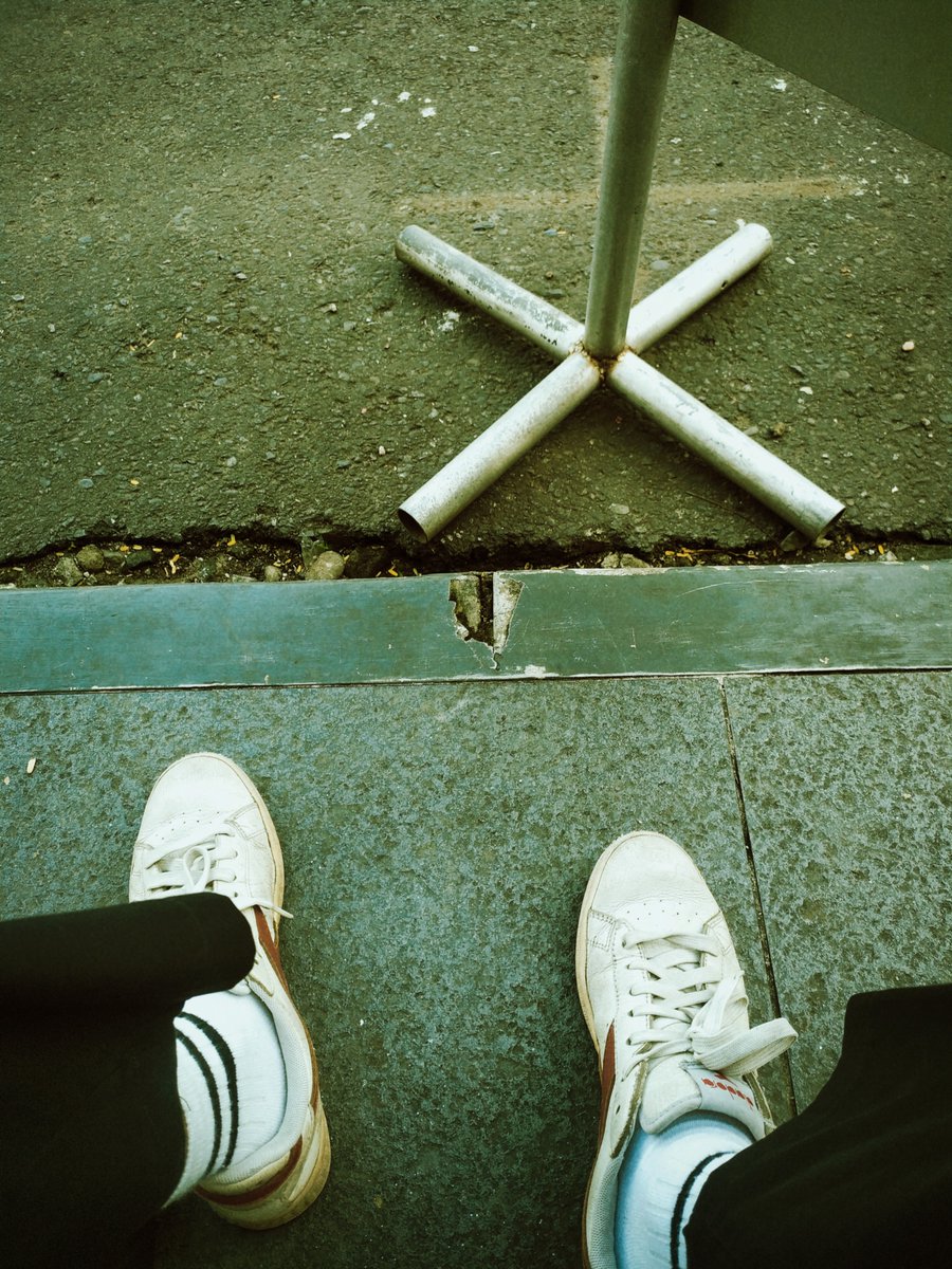 createdbylust's tweet image. cara edit foto ala ala analog atau apa kek terserah nyebutnya apa intinya kaya di gambar
*inc link app crack (Android) biar unlock semua filter gratis
-A Thread