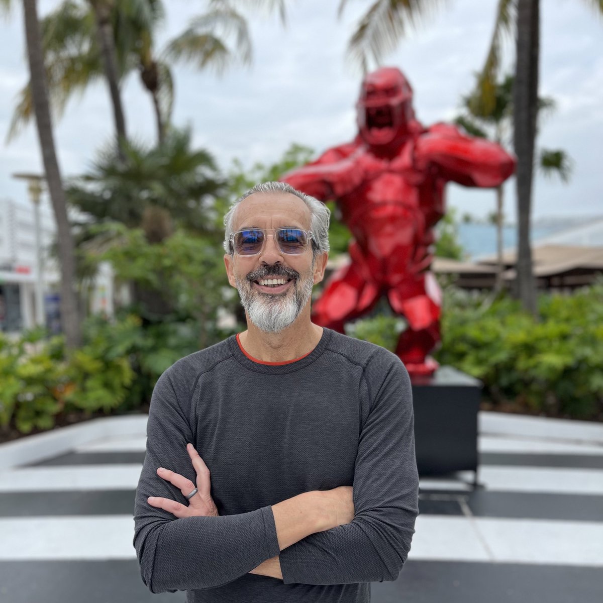 RiskSmart's tweet image. Protectors know better than to judge someone by their appearance. But have you considered taking advantage of the fact that most people still make such mistake? #Guardians #notaprey