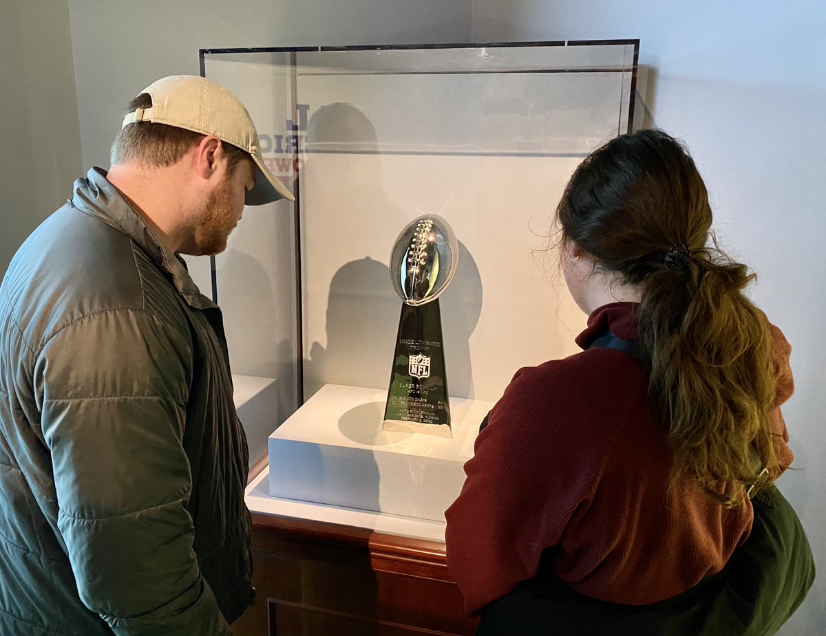 Touchdown! A new piece of #football history is on display! Rush over to @USNatArchives and see the @Chiefs Super Bowl LIV Lombardi Trophy, on loan courtesy of the Hunt family, in the “All American” exhibit. museum.archives.gov/all-american #AllAmericanExhibit #ArchivesAllAmerican