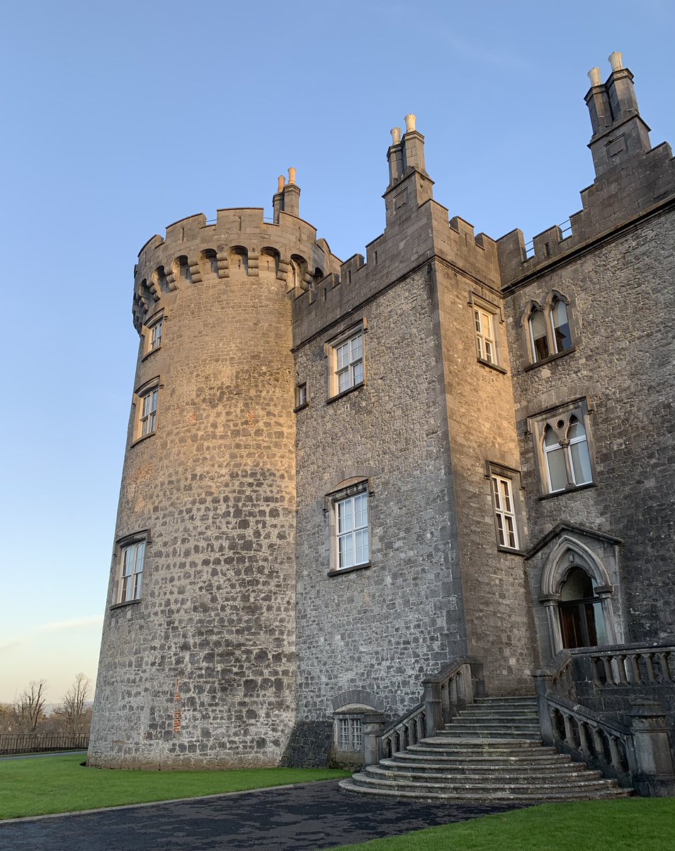 Kilkenny castle 💙#Kilkenny @kilkennycastle