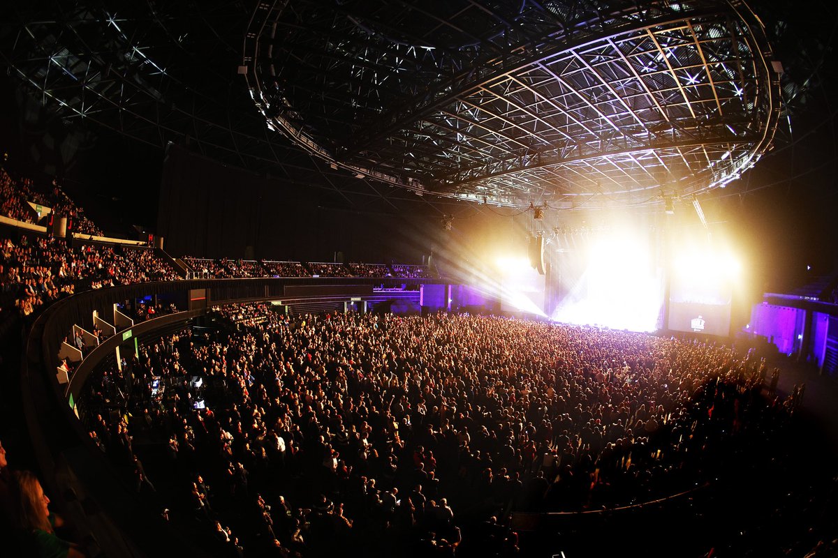 GaryInnes's tweet photo. The support for Hoolie in the Hydro was overwhelming so…we go again!!! 💃 🕺 

Next year’s date has been confirmed as Saturday 9th December 2023 and we’re working with the venue to get tickets on sale by the end of this week❤️ x https://t.co/Uce3DSgEmO