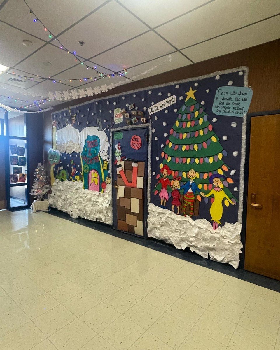 FrenshipHS's tweet photo. Teachers and students decorated doors for the Holidays and the theme was "Christmas Movies"! Here are the winners! #HappyHolidays2022 https://t.co/IuP59DM3F8