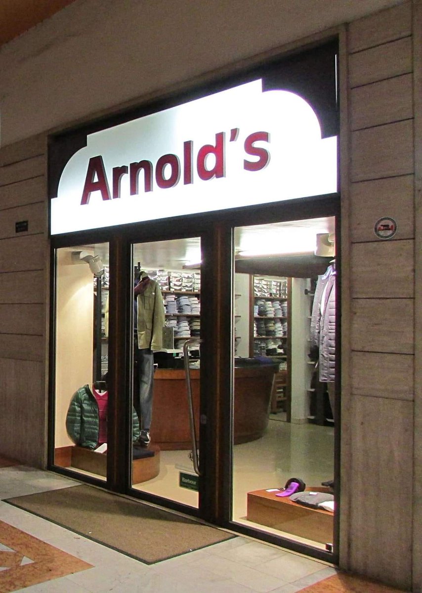 theboardbehind's tweet photo. Go for quality before quantity. A good idea could be to visit our store, as we have new daily garments ready to match your style. And It will be brilliant for Christmas shopping in #Colleferro. At #ArnoldsAbbigliamentoUomo
#abbigliamentouomo #shopintown #apparel #theboardbehind https://t.co/LIrQrXzt9h