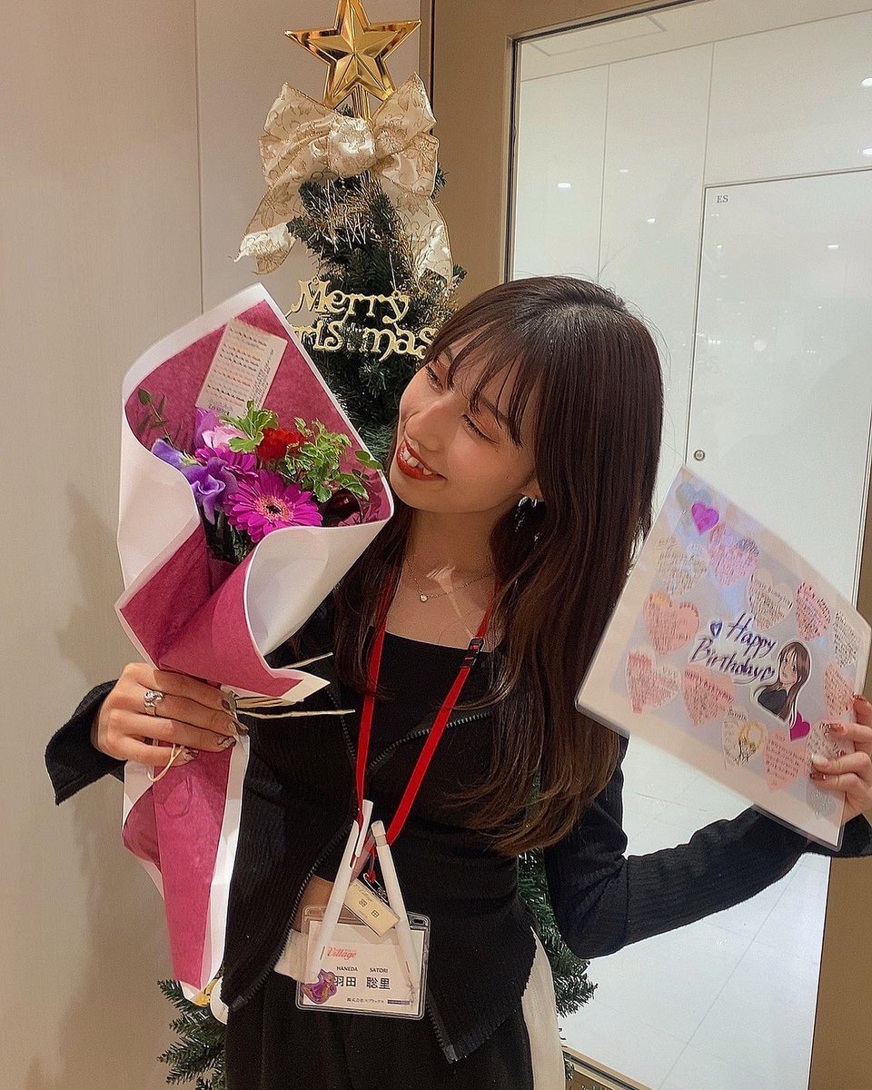 Twitter久々🥹
Twitterでもお誕生日メッセージありがとうございました🙇‍♀️😭😭

私は幸せです！
また、みんなに会いたいなぁ。。🥺