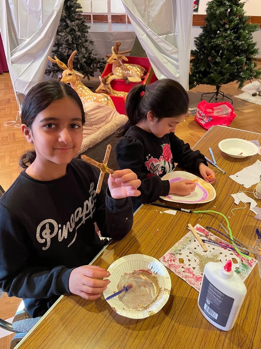 TENSTARGG's tweet photo. What a great first 2 days on our #HAF2022 Camp!🎅

With gaming crafts, sports and @PlayCraftLearn activities✨

Bring on the rest of the week💚 https://t.co/OYvPmIznsb