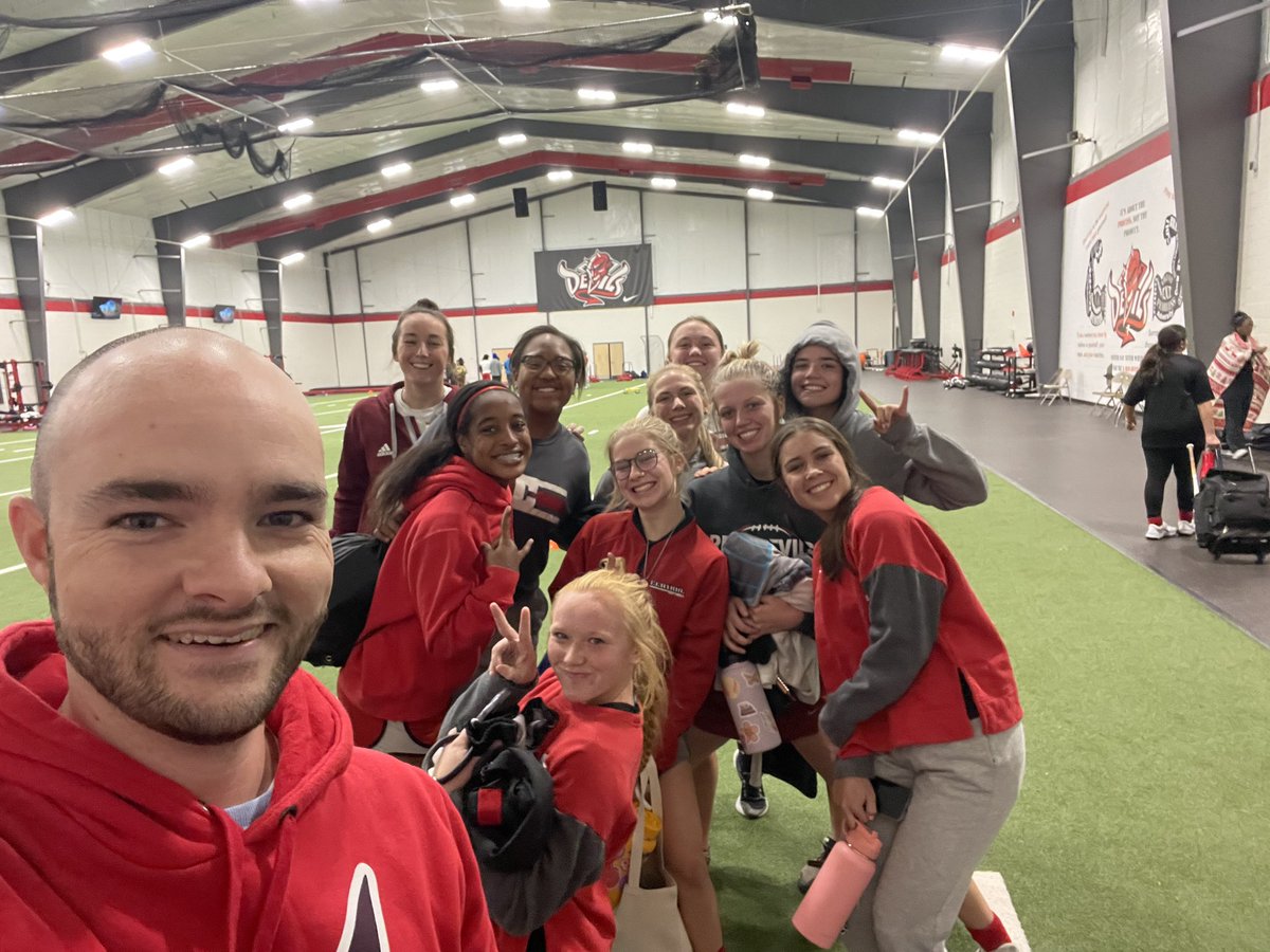 Central Red Devil Softball tweet media