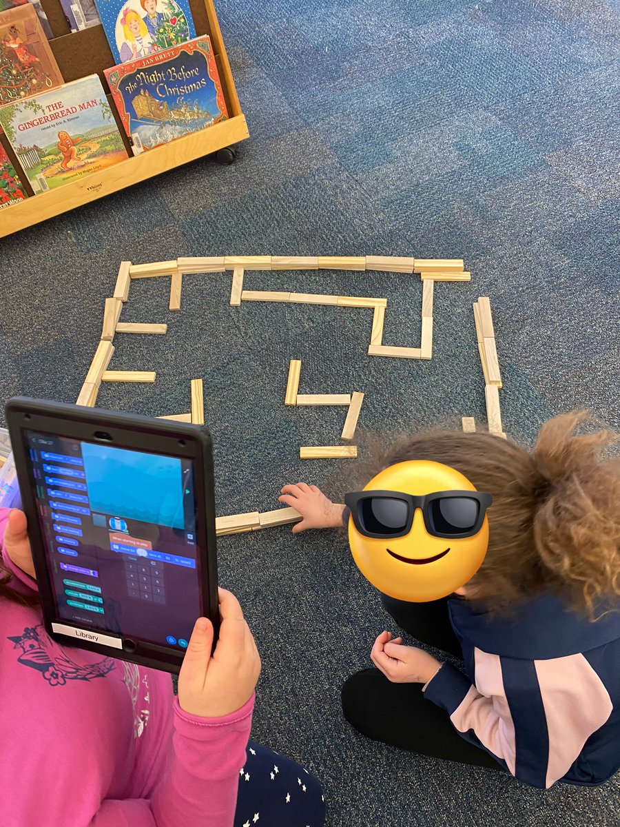 WilshireLibrary's tweet image. Coding an #OllieRobot to get through a @KEVAplanks maze is no easy task, but these students continue to persevere! #MonthOfCode #coding #ONSchoolLibraries
