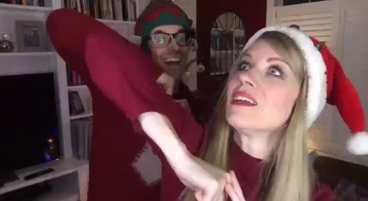 traveller_123's tweet photo. Merry Christmas!
#TuesdayNightClub festive edition back with the legends @rachelparris @marcusbrig 

Always grateful for your time, energy and helping us to know what day it is! 

#AlwaysBeComedy https://t.co/FDQ4u93TmD