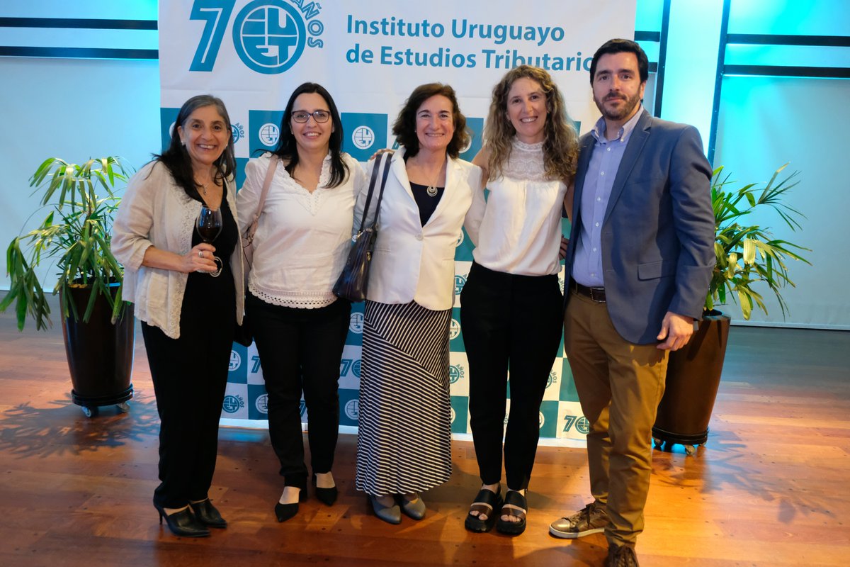 70 años del IUET: Compartimos con ustedes algunas fotos de la celebración. Agradecemos a todos los socios su participación!