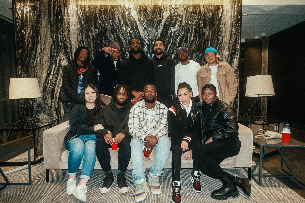 DakTurner's tweet photo. Celebrated with the gang for the Unorthotalks podcast season finale last weekend @unorthodoxxx_co 👏🏾👏🏾 

https://t.co/rD1kYINQCx https://t.co/UnLrdJU1yZ