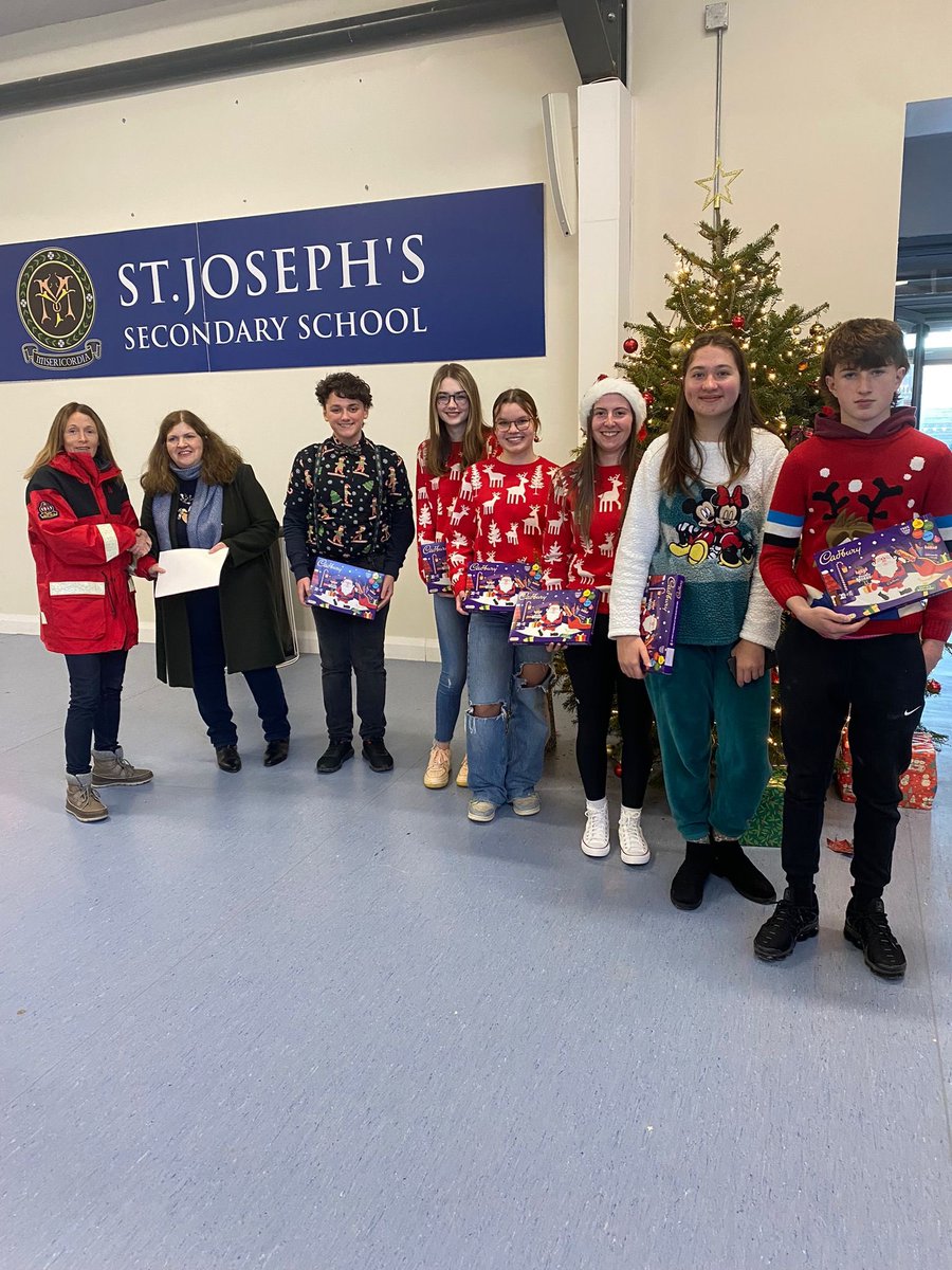 BallybRescue's tweet photo. Massive thanks to @SecJosephs students who raised an incredible €373.70 for us with their #ChristmasJumperDay !!

We cannot express our gratitude enough for your continued support! 

#BallybunionRescue #ChristmasJumper https://t.co/5KhJF3jhTf