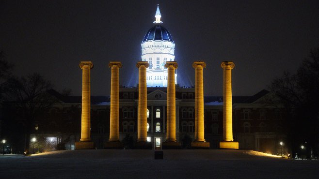 MBMillerPhD's tweet photo. Know someone interested in a postdoc on sleep &amp; substance use or alcohol-induced blackouts?? Please come work with me @Mizzou! Email millmary@health.missouri.edu or go to https://t.co/ByKtnCjw39 @MizzouPsych @MizzouCom Please RT! https://t.co/mxlZxFSPS8