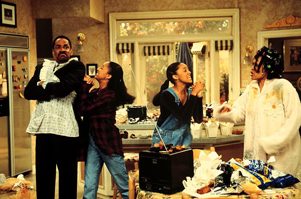 SebastianAvenue's tweet photo. Joan &amp; William dating on Girlfriends was something that should have never happened. Just like Hakeem and Moesha, Ron &amp; Kimberly Reese/ Freddie, as well as Ray Campbell &amp; Lisa Landry. https://t.co/6Bw6CMBSy9