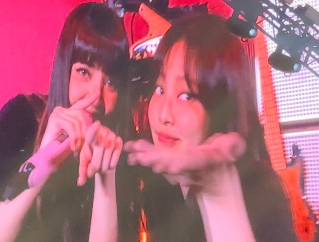 젠바 🙈💕 tweet media