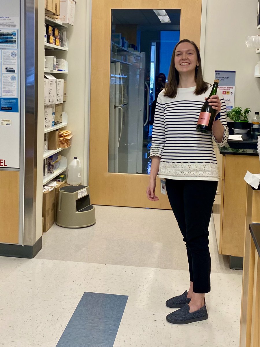 dina_oconnell's tweet photo. PhD candidate status achieved! ✅ BIG thank you to my lab for the support, especially the last few months, encouraging me to celebrate the small wins and keep going. Equally grateful for the expertise and enthusiasm of my thesis committee for this project! #peroulab @uncpbts https://t.co/MvdryjufhB