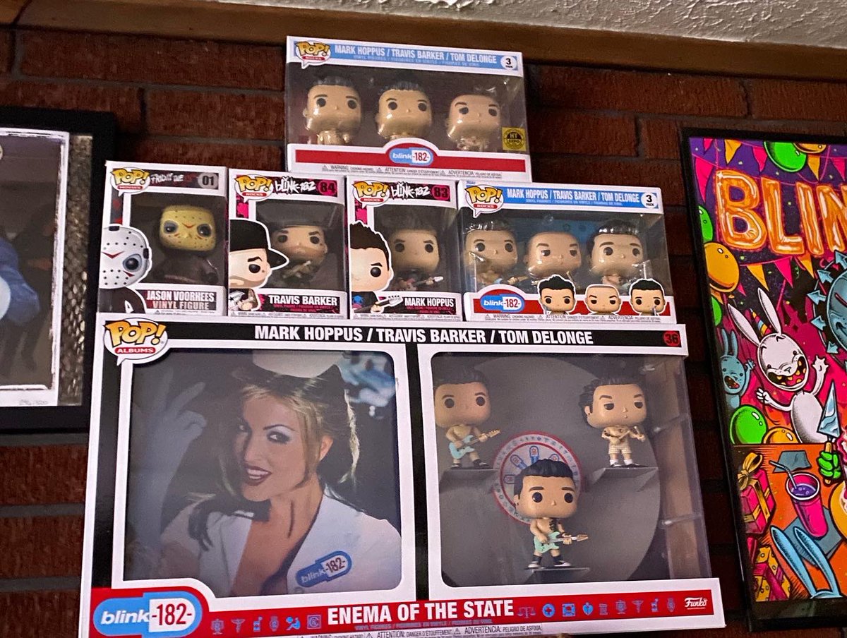 SporadicJills's tweet photo. Of course I got the pixel blink pops. Now chill out on the funkos. I’m running out of room @blink182 #blink182 #funkopop #blinkfunko #hottopic #bompa https://t.co/LGcRnMUs0O