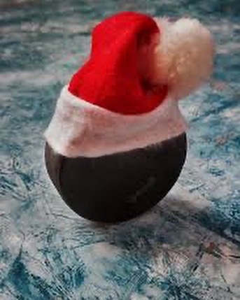 SFYHA's tweet photo. Missed out on hockey last weekend due to the weather, you’re in luck! Some great weeknight match ups at the @scheelsiceplex  Wed 12/21 8:15 pm, Peewee orange 1 vs. Peewee orange 2 &amp; Thurs 12/22 Boys JV 2 vs. Brandon Valley 7:15 pm.  Happy Holidays, stay warm, travel safe! https://t.co/LWj9CRDOVB