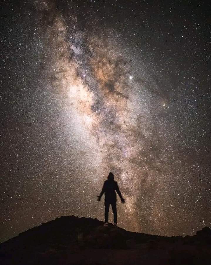 ''صبرآ أيتها الحياة أمهليني قليلآ من الوقت حتى أستعيد أنفاسي فقد أرهقتني الضربات المتتالية'' 💔