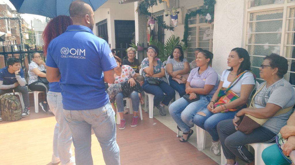 PoderSororo's tweet photo. En el marco del proyecto de Transferencias Monetarias NFI Vouchers con implementación propia de @OIMColombia se pudieron beneficiar 21 mujeres 🇻🇪 somos #poderdororo gracias por lograr estás oportunidades para la población .. https://t.co/SMOAd1pX2p