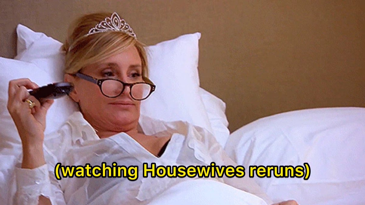 queensofbravo's tweet photo. Me Dec 1: “Can’t wait for Christmas break so I can catch up on everything I haven’t been able to get to.”

Me during Christmas break: https://t.co/74oz5DdXfz