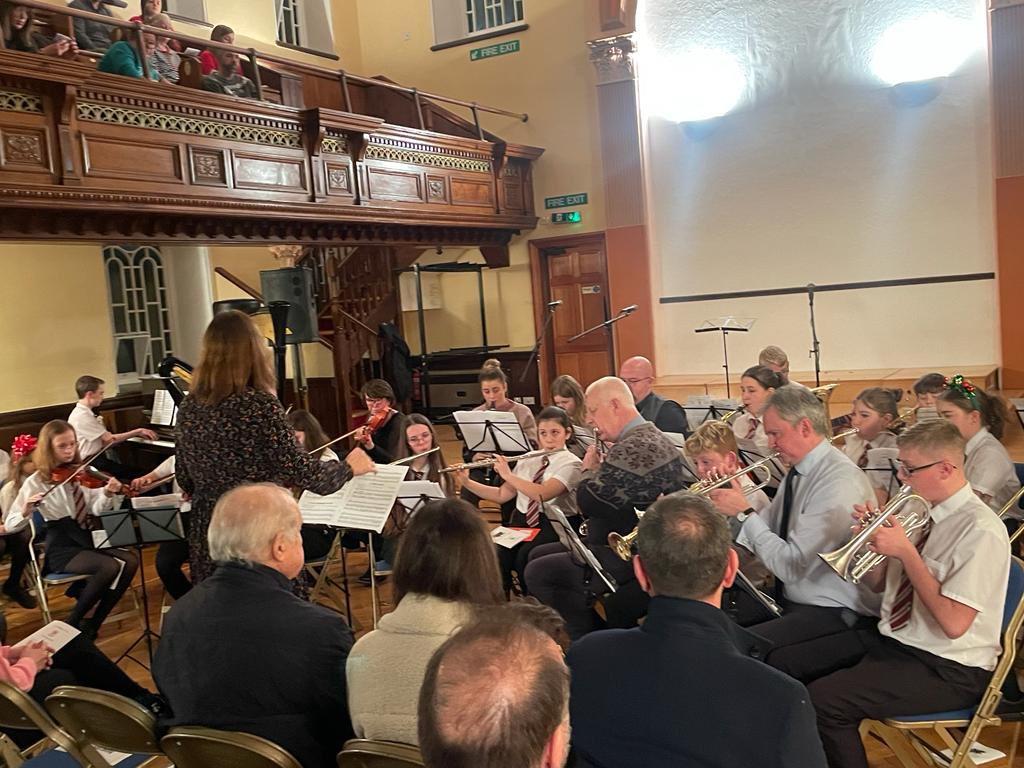 CoedcaeSchool's tweet photo. What a superb concert! Brilliant! We are so proud of our talented pupils! What a choir, and what an orchestra!! Wow!!#talent https://t.co/2hlBmtaXrg