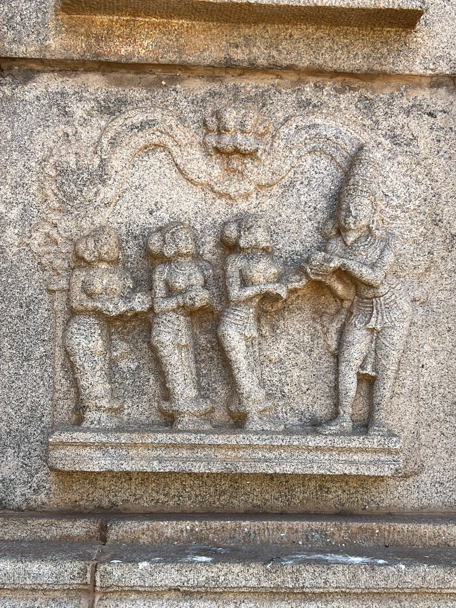 anvivud's tweet photo. HazaraRama temple in Hampi is in excellent condition albeit without a deity. The carvings depicting the Ramayan on the exterior walls are brilliant!Why not install an idol of Lord Ram in the sanctum and turn it into a living temple?! @PMOIndia @Tejasvi_Surya @narendramodi https://t.co/u80uacTBXa