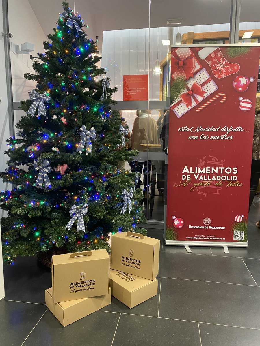 Esta Navidad no te olvides de los tuyos … los de tu tierra , los auténticos , disfruta con lo nuestro , con #alimentosdevalladolid . #feliznavidad #navidadconlosnuestros #noteolvidesdelostuyos #productoskm0