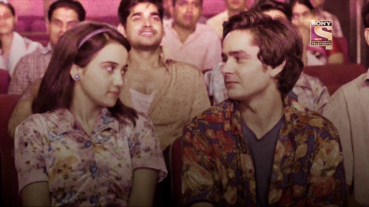 qaagazkikashti's tweet photo. naina and swati, what is this behavior haan ?? 😂😂 bichare dono ladkon ki duniya ulat palat hojani thi, sara plan chaupat hojana tha 😭😂

kyooodieeees 🤏😚
#YehUnDinonKiBaatHai #yudkbh #samaina #swamun #AshiSingh #RandeepRai https://t.co/sFStt3Pz3Z