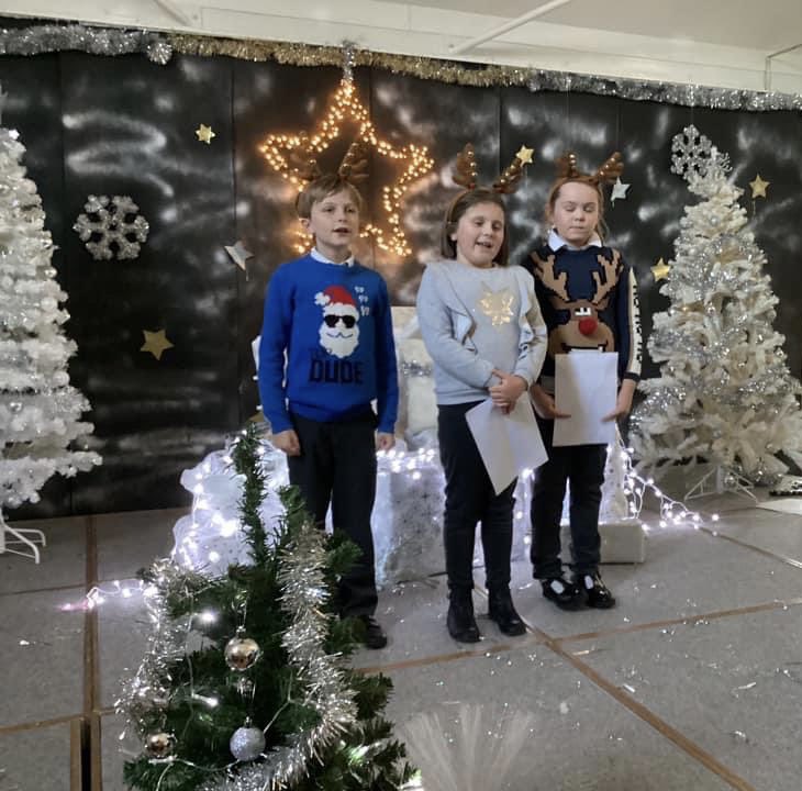 smc_brixham's tweet photo. So amazing to be able to hold our Winter Wonderland Christmas Market again this year with our families ❄️☃️
Wonderful Christmas decorations and goodies for sale all made by the children, lots of games to play and Christmas performances by the children too! Merry Christmas!🎄 https://t.co/ByU51iBbZx