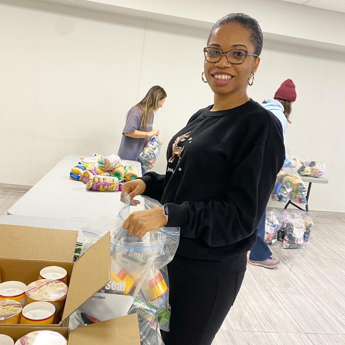 We’re thankful for our last Homeless Outreach for 2022 and the beginning of our 2023 calendar year Outreach. 

A special thank you to our team and volunteers for always being awesome. ❤️❤️❤️

 #donation #fooddrive #hygienedrive #homeless #toronto #mosspark #carepackage