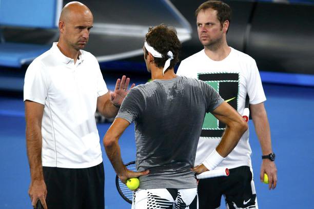 BenoitMaylin's tweet photo. 🇫🇷 La FFT embauche Ivan Ljubicic, ex n°3 mondial, dur au mal, et coach de Federer (2016-2022). À 43 ans, le Croate est nommé directeur de la mission «Ambition 2024» et supervisera à compter du 15 janvier 2023 le haut niveau des plus de 14 ans en France. Intéressant. https://t.co/vkysk0K7Gk