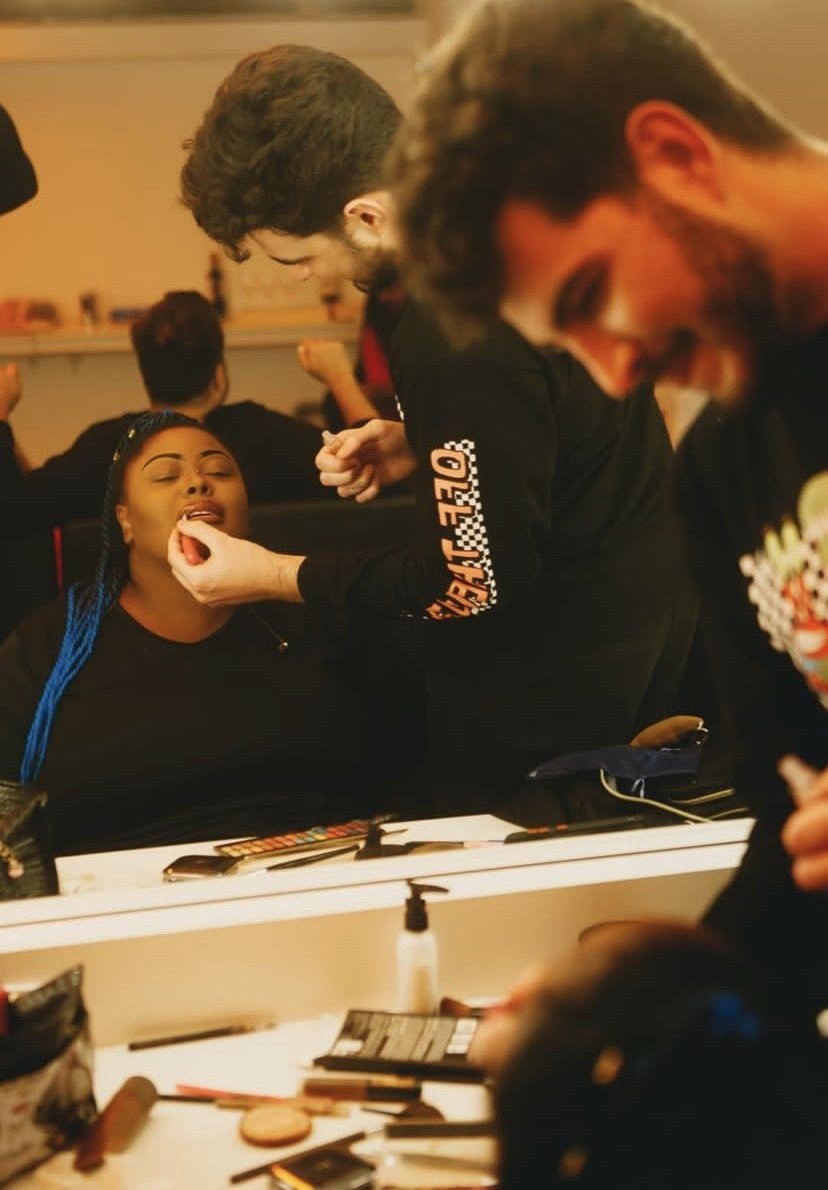 minha fav aqui <a href="/nnvoumaischorar/">fran</a>