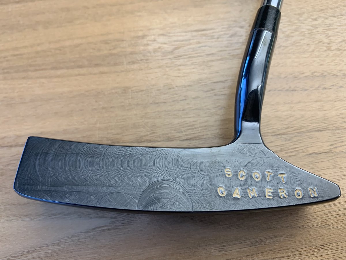 vogeygolf's tweet photo. My latest @ScottyCameron gem-a 1991 early “Scott” Cameron hand made classic. Face milling we just don’t see today-and really I only see this on very early examples of Scotty’s art! Love the old Lamkin leather grip done before Scotty has his own, custom grips. https://t.co/GQCfKpWInL