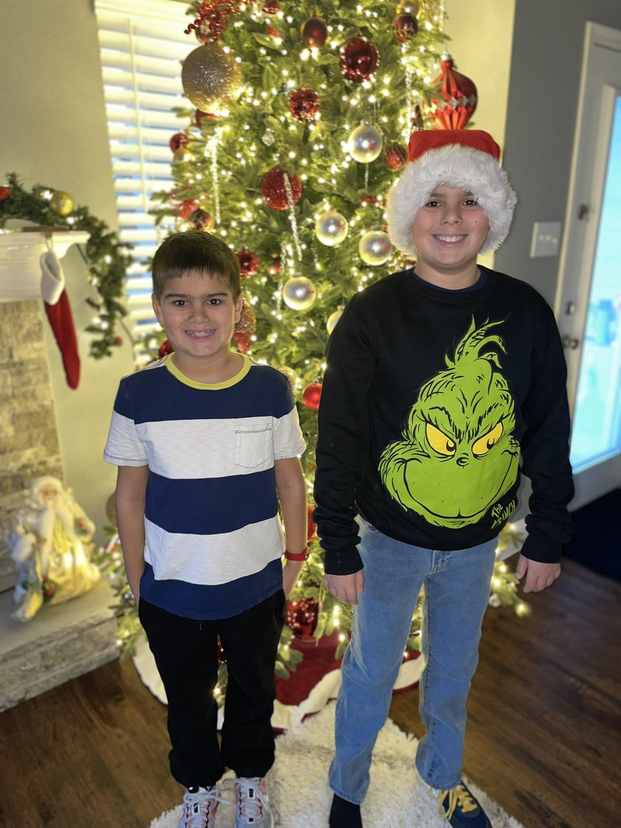 Wearing white and blue for <a href="/SonntagElem/">Sonntag Elementary</a> today and Grinch day (and band holiday tour day!) <a href="/RoachRams/">Roach Middle School</a>