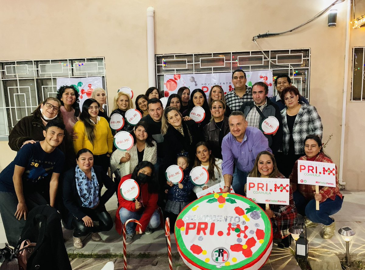 PRIMx_Coah's tweet photo. En #Torreón participó nuestro dirigente estatal, @willy_schz , en su Posada Navideña del #PRIMx, a quien agradeció su trabajo durante el 2022, así mismo deseó lo mejor para sus familias.

Gracias a la anfitrionía @XochitlLopez22 

¡Felices fiestas! #EnTodasPartes https://t.co/HFHpRF2ZCe