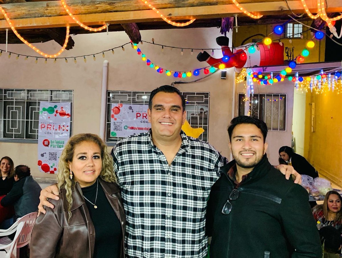 PRIMx_Coah's tweet photo. En #Torreón participó nuestro dirigente estatal, @willy_schz , en su Posada Navideña del #PRIMx, a quien agradeció su trabajo durante el 2022, así mismo deseó lo mejor para sus familias.

Gracias a la anfitrionía @XochitlLopez22 

¡Felices fiestas! #EnTodasPartes https://t.co/HFHpRF2ZCe