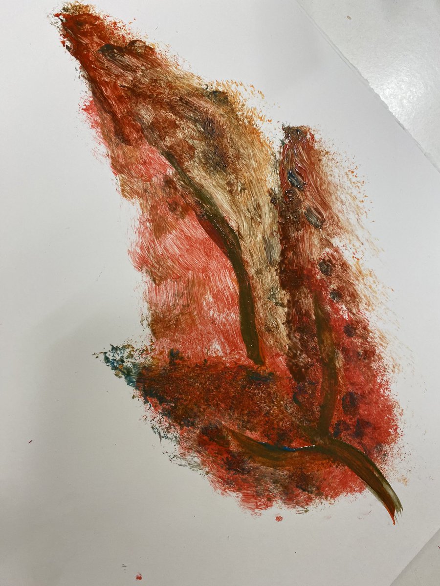 art_educ's tweet photo. Els joves de segon de l’ESO estan fent observació activa de la natura… ja que per a la SOStenibilitat s’ha d’entrenar la mirada. Educar des del respecte per mirar amb ulls oberts;desperta la capacitat per entendre el món des de les coses més simples #educacióArtistica #sosnatura https://t.co/FLX8irRw4d