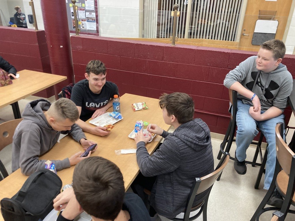 bcearlycollege's tweet photo. EC/MC student body enjoyed a common lunch time! 
Thanks Ms. Miranda for having our lunch hot and ready. 
Dr. Lanahan kept the serving line keeping it moving efficiently. #bcs #changingposibilities https://t.co/esskDDp4pM