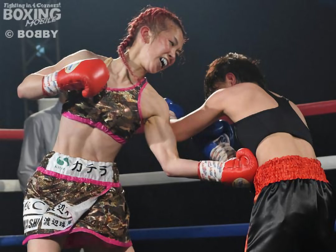 c_ling_sai's tweet photo. 腹パンチ https://t.co/fJgWomINmv