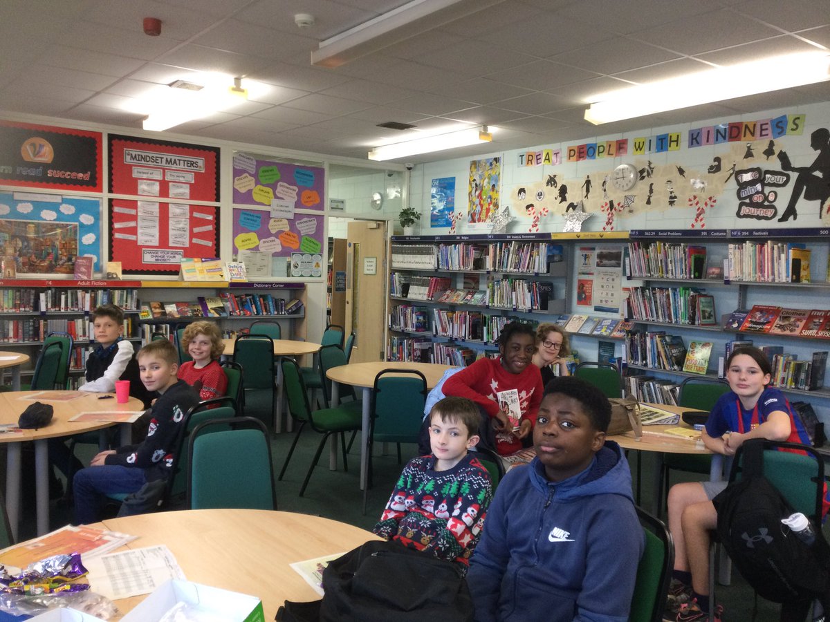 CanonSladeLib's tweet photo. Two celebration events for super year 7 readers. 🎉📚fabulous Accelerated Reader quizzing ⭐️@Eng_CanonSlade @RenLearnUK https://t.co/wG1Rd5ASdv