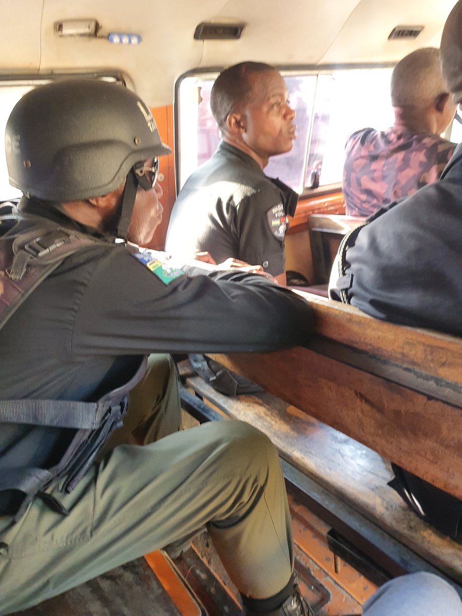 BabajideGuerero's tweet photo. as for YOUR Adeyemi and his men . They will Surely meet a Waterloo sooner or later.

THE NIGERIAN POLICE @BenHundeyin @LagosPoliceNG IS THE BIGGEST DUNG EVER, a colossal disgrace to this nation. https://t.co/2kn13CELc5