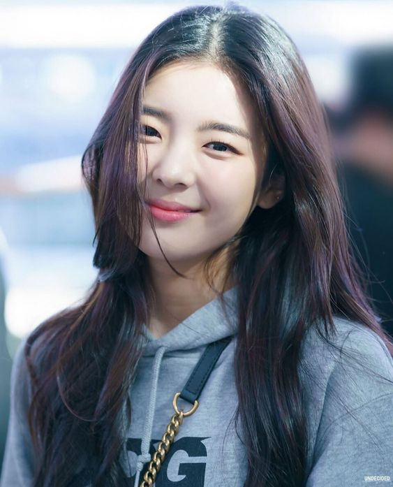 lia_hourly's tweet photo. #LIA #리아 #ITZY #MIDZY #BlueFlowerOutNow https://t.co/2FM09DSOA9
