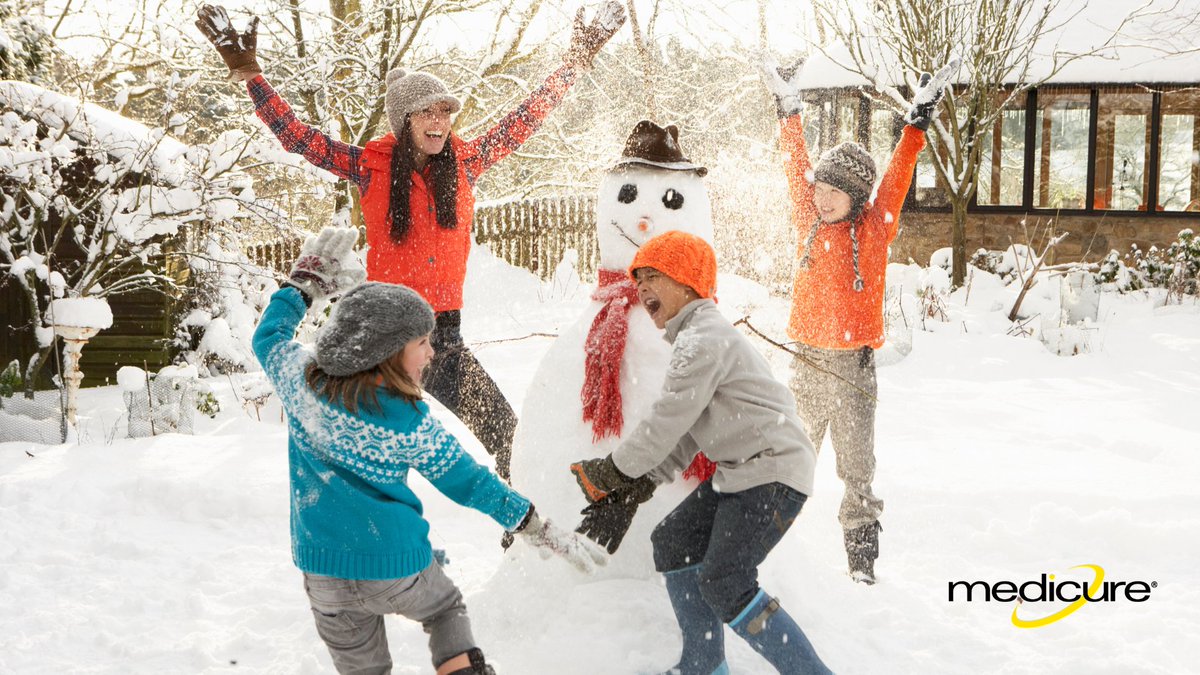 Best wishes for the holidays and for health and happiness throughout the coming year. 💙💙 Happy Holidays from all of us at #TeamMedicure.