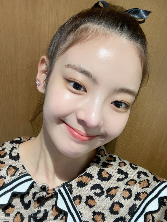 lia_hourly's tweet photo. #LIA #리아 #ITZY #MIDZY #BlueFlowerOutNow https://t.co/ZMNRA2G5G2