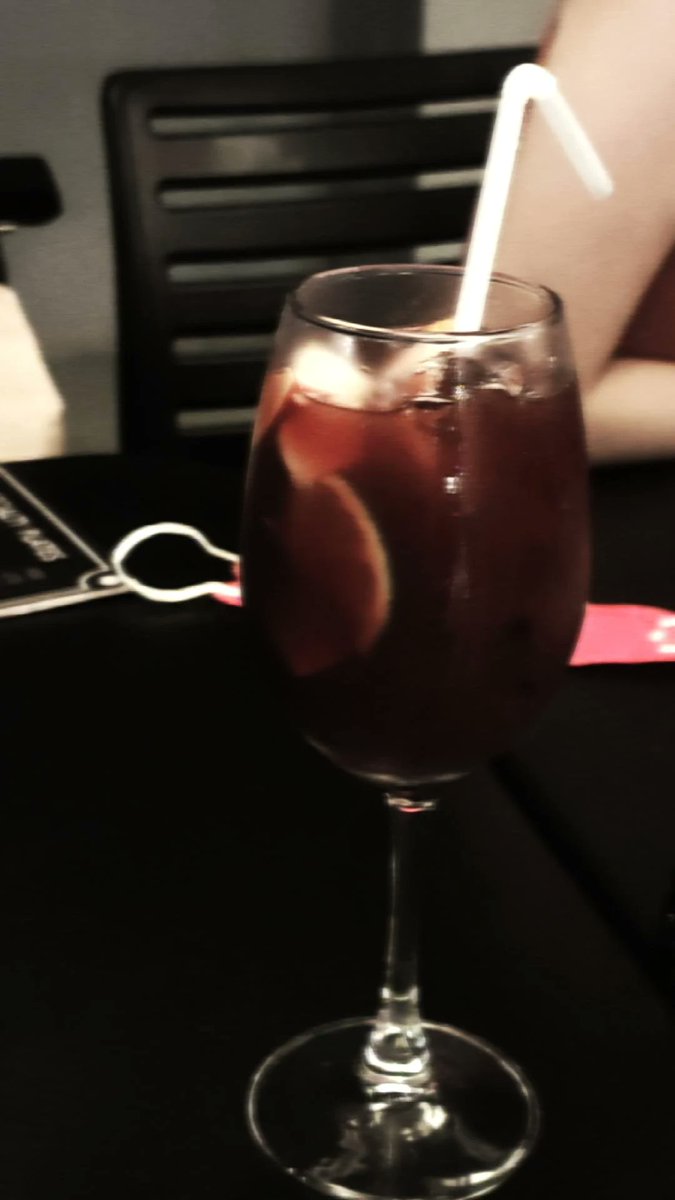 Good evening fam It's been a while! 

I wasnt able to post here but I was actually active on a new IG page! I will be starting to post more of my art explorations here and will be using this account as my main twt art acc. 

Hope u continue to support me,more socials on my bio!🫀