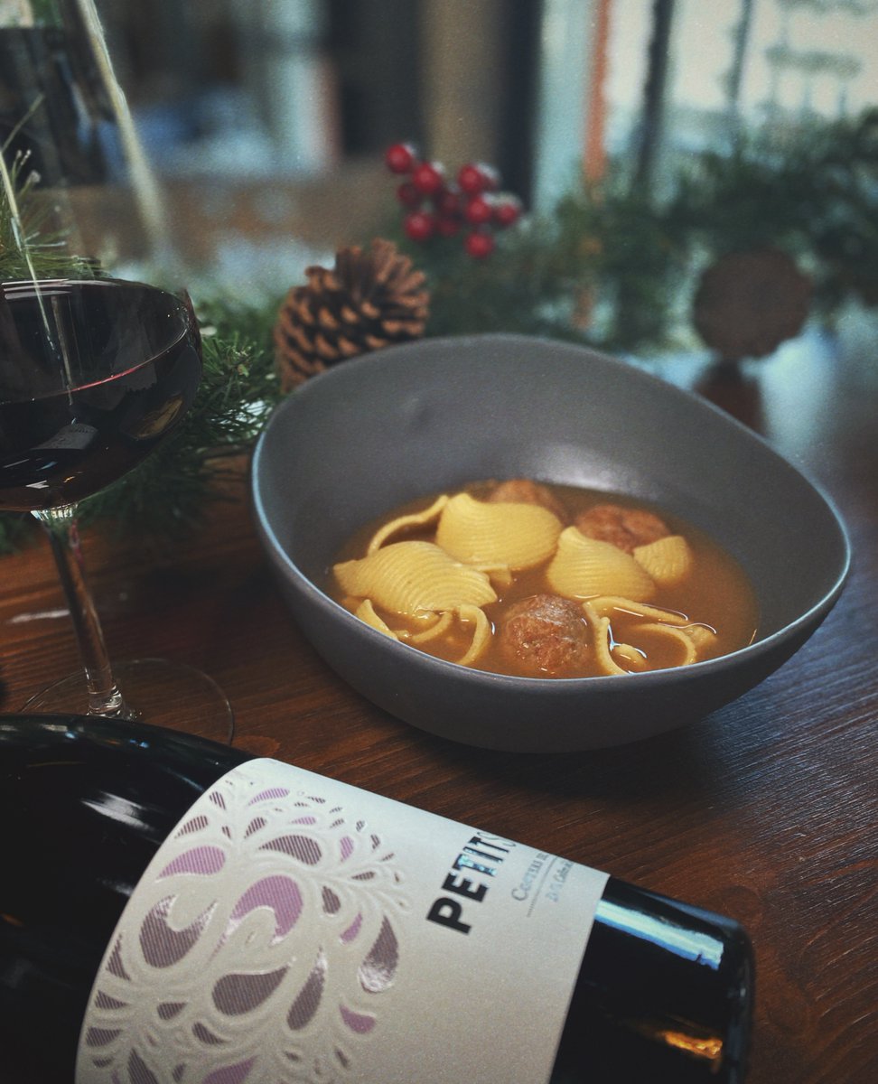 CleaTushe's tweet photo. Un clàssic de Nadal! 🎄
📷️ Sopa de galets amb pilotes 
·
·
·
#restaurantes #restaurant #cleatushe #gastronomia #food #a #bares #comida #delicious #foodie #chef #foodporn #lleida #turismelleida #gourmet #foodlover #restaurantslleida #yummy #productelocal #tasty https://t.co/a9EvzMm5ly