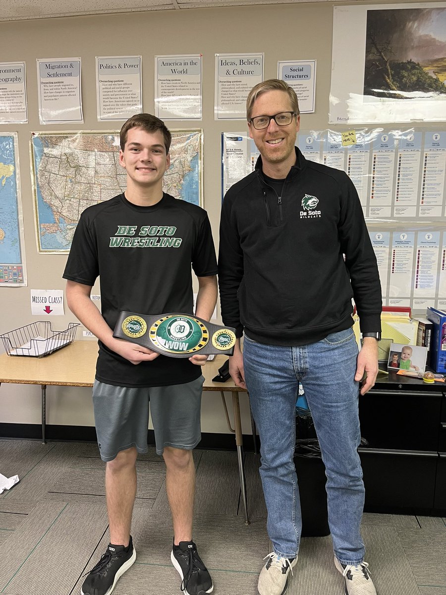 Congrats to Brett Tickle for being chosen as Wrestler of the Week! 🙌🏻 Brett chose Mr. Tenner as his influential faculty member. Thanks for helping better the DHS community! #WildcatPride I #TheStandard
