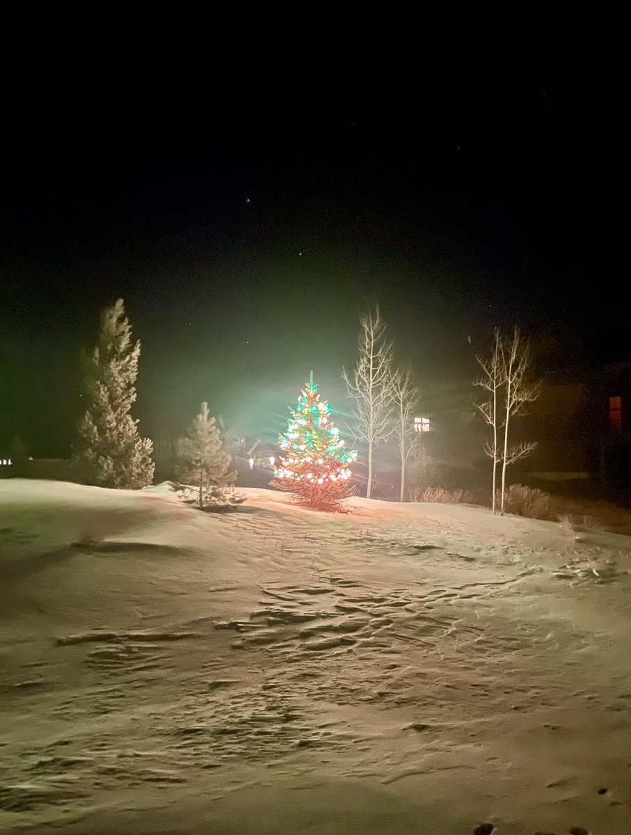 wayeric's tweet photo. About -10 degrees up here in #Tabernash #Colorado โ๏ธ ๐ ๐ฅถ https://t.co/UiOwKpSIcc