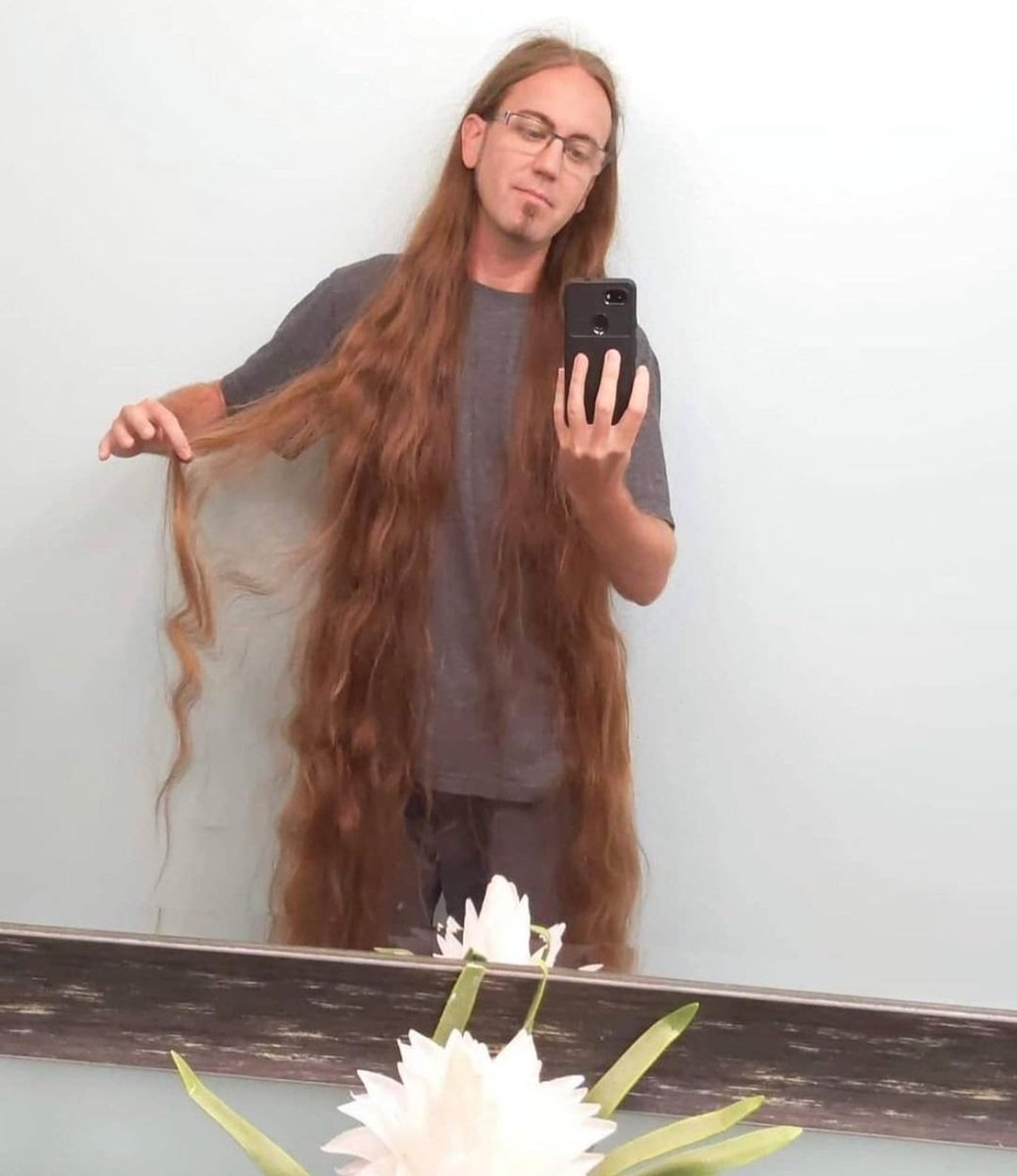 Metal_Jay_'s tweet photo. 🤟🤟 #metal #metalguy #longhair #longhairguy #longhairmen https://t.co/L6A4nOWXsm