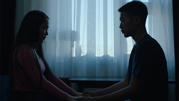 FilmComment's tweet image. "If we’re going to keep referring to short films by that moniker, can we start calling feature films 'longs'? Or at least acknowledge that the length of a film does not correspond to its worth?"

@storebrandbrown highlights the best "short" films of 2022: filmcomment.com/blog/the-best-…